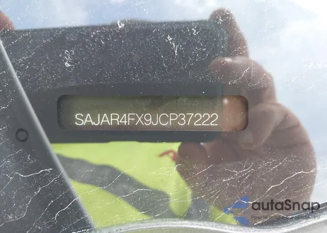 2018 Jaguar Xe 25T из США, поврежденный, VIN SAJAR4FX9JCP37222